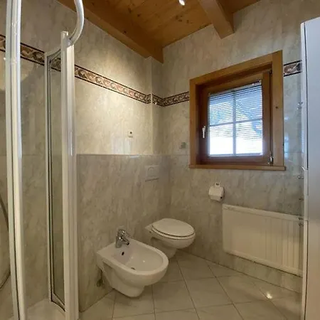 بيت للعطل Holiday Home,